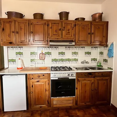 アパート La Fonte